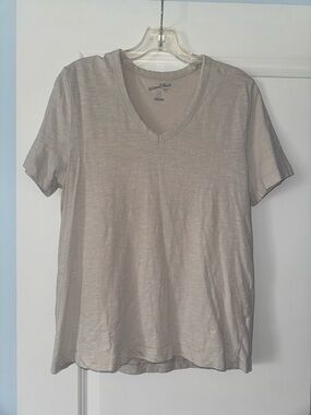 🍓6/$15🍓 Target Tan Women’s Tshirt Medium